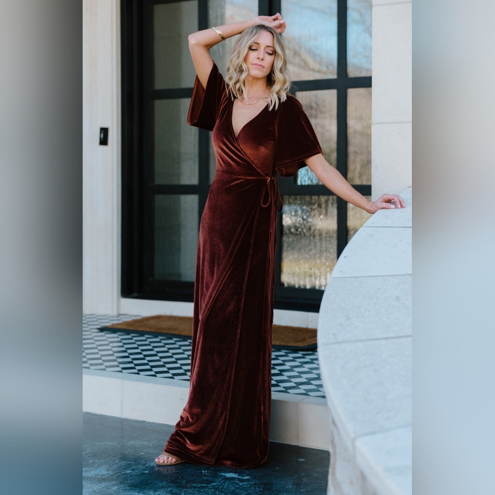 BALTIC BORN Meghan Velvet Wrap Maxi Dress Bronze Medium NWT - Picture 9 of 12